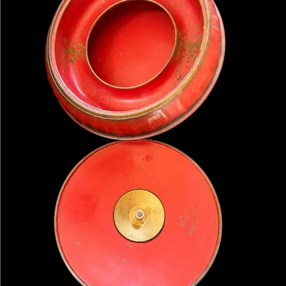 Vintage Red Metal Sewing Box w/ Thread Insert | Mid-Century Notions Tin - Picture 6 of 9